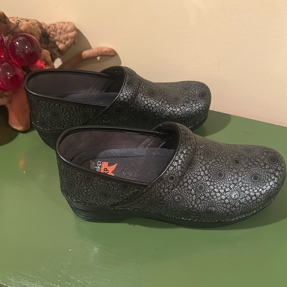 Dansko XP extra performance black with silver. - Picture 4 of 9